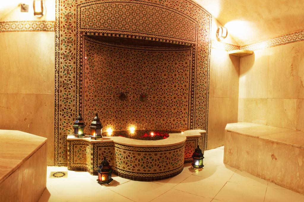 Grand Mogador Sea View & Spa Tangeri Esterno foto A hammam in Marrakech, Morocco