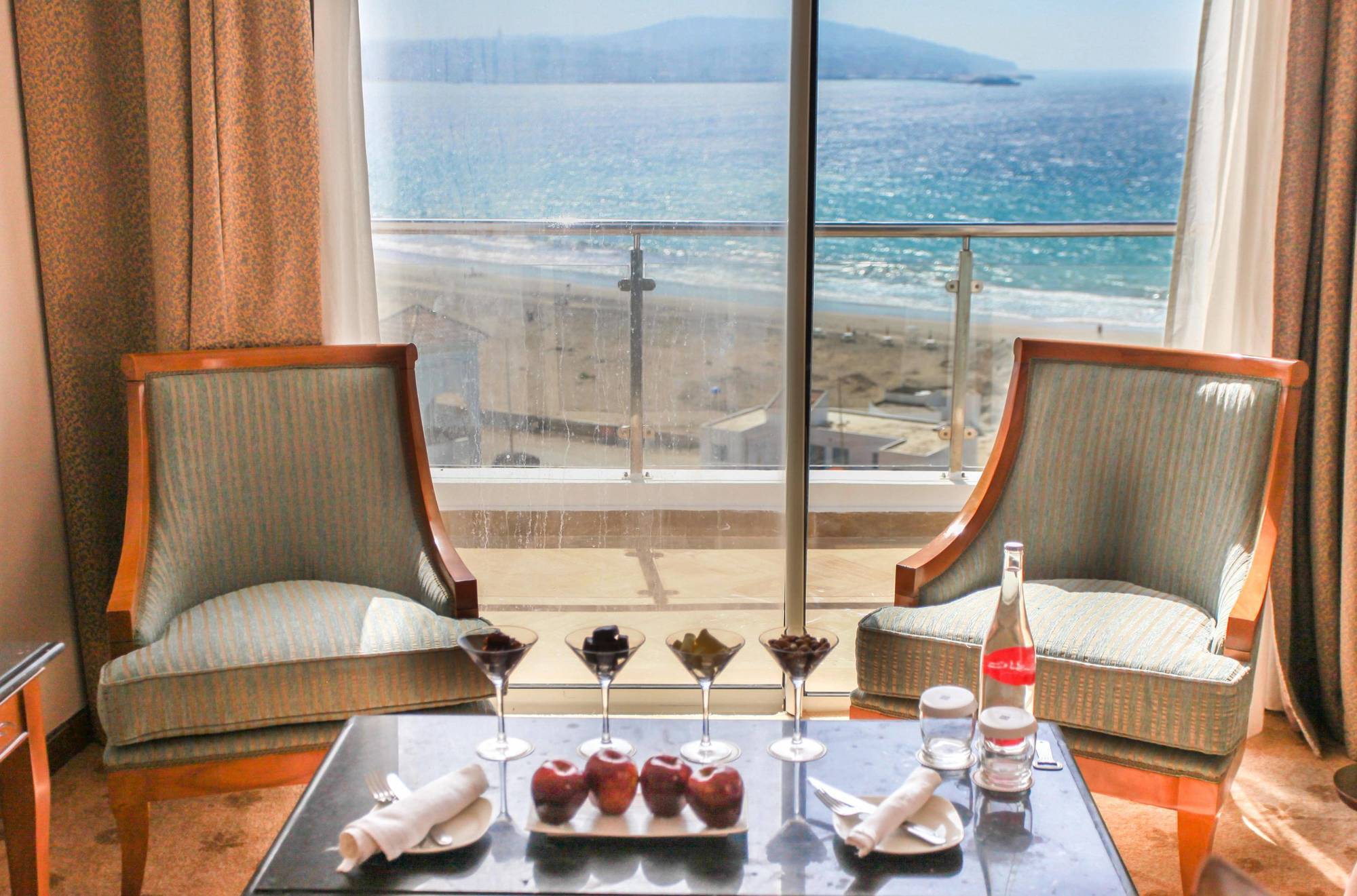 Grand Mogador Sea View & Spa Tangeri Esterno foto A view of the Dead Sea from the Dead Sea Spa Magdiel